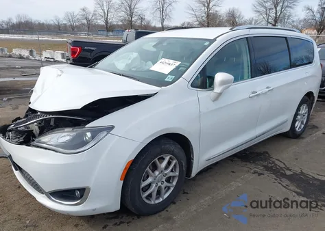 2020 Chrysler Pacifica Touring L z USA, uszkodzony, nr VIN 2C4RC1BG2LR137644